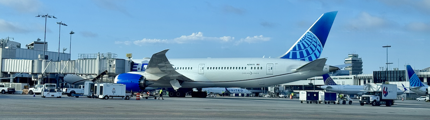 FoundersCard Members Can Earn United Premier Status With This New Promotion — Here’s How