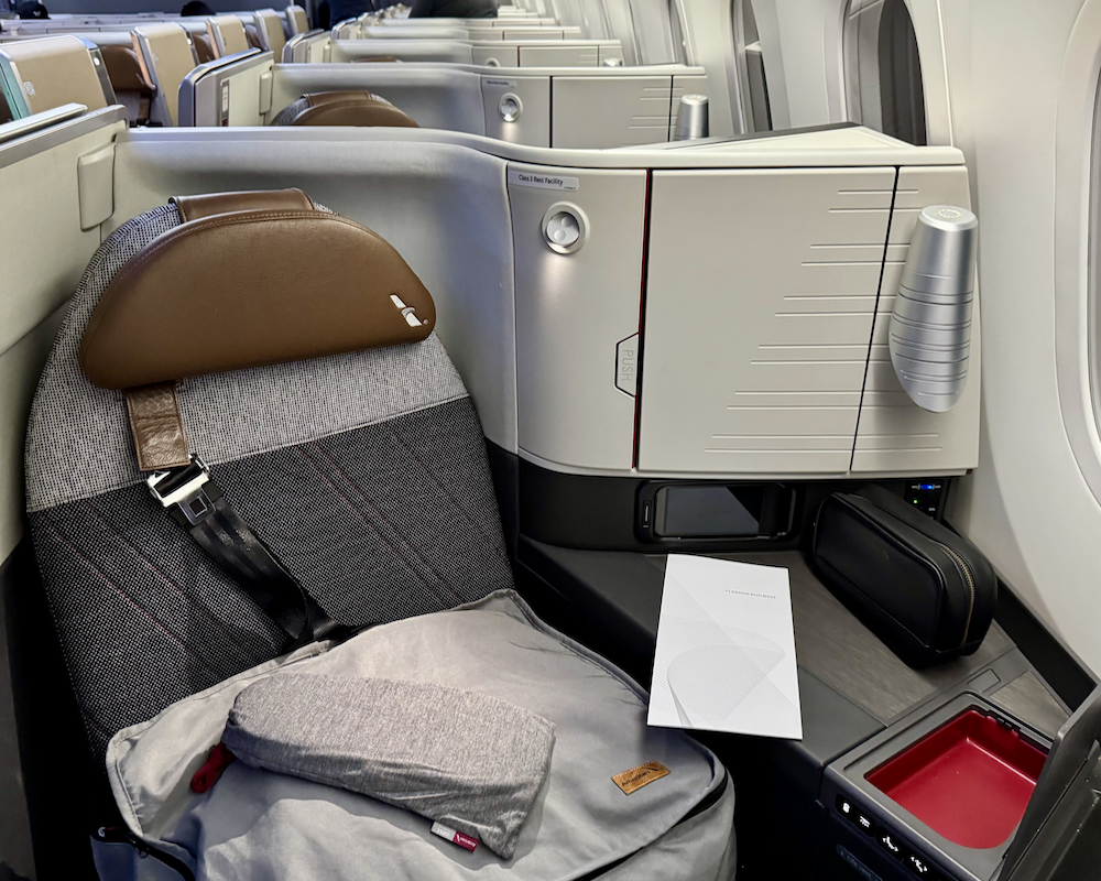 American Airlines 787-9P Flagship Suite