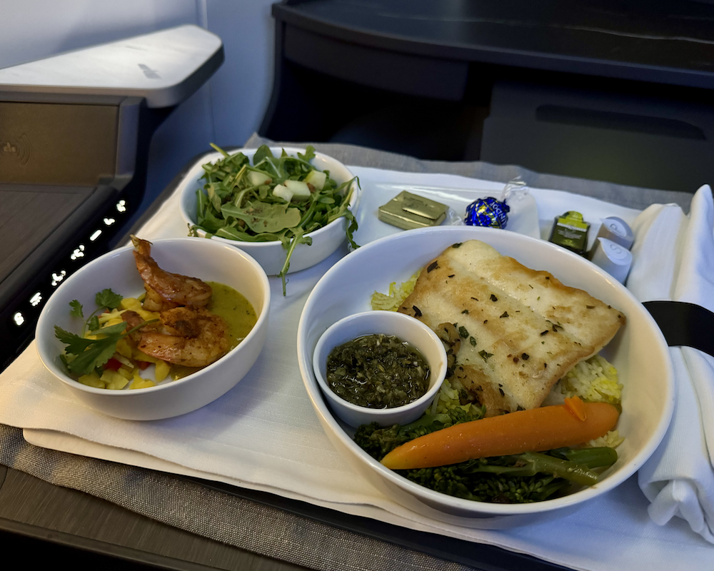 American Airlines business class dinner service
