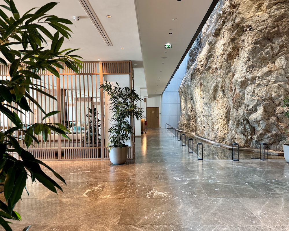 InterContinental Crete lobby.