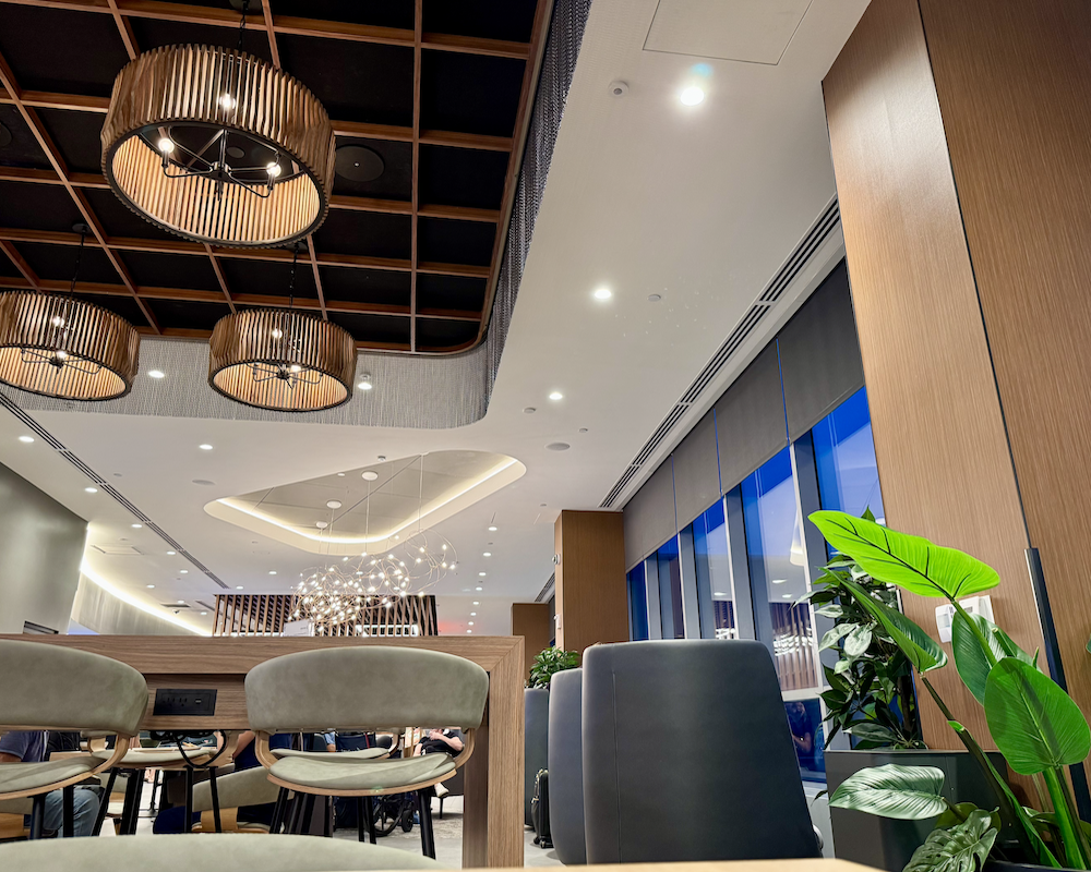 American Airlines Flagship Lounge at PHL decor.