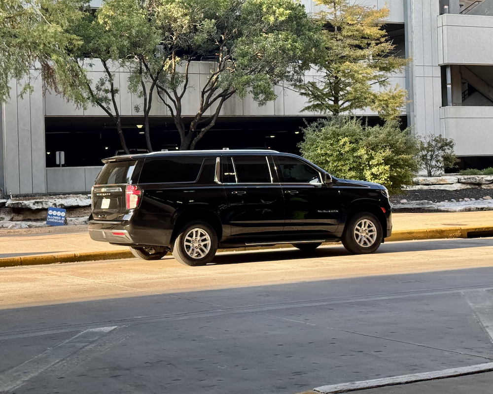 Blacklane vehicle at AUS