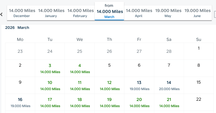 A screen shot from Flying Blue shows a calendar view of award flights on Delta