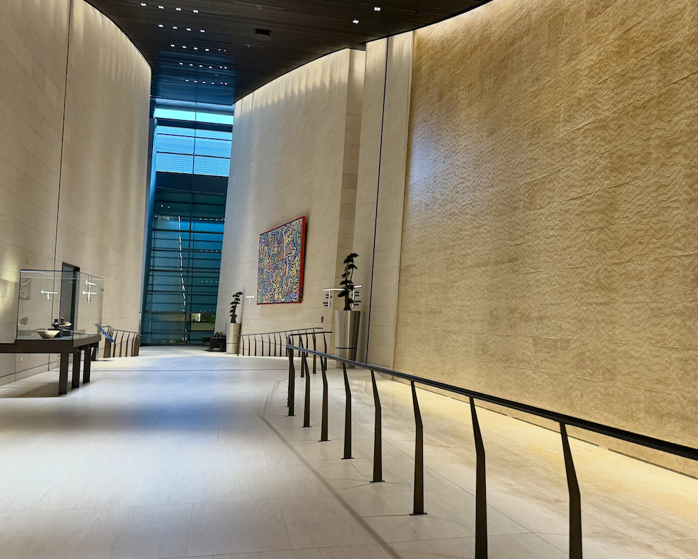 Al Safwa water feature, artwork.