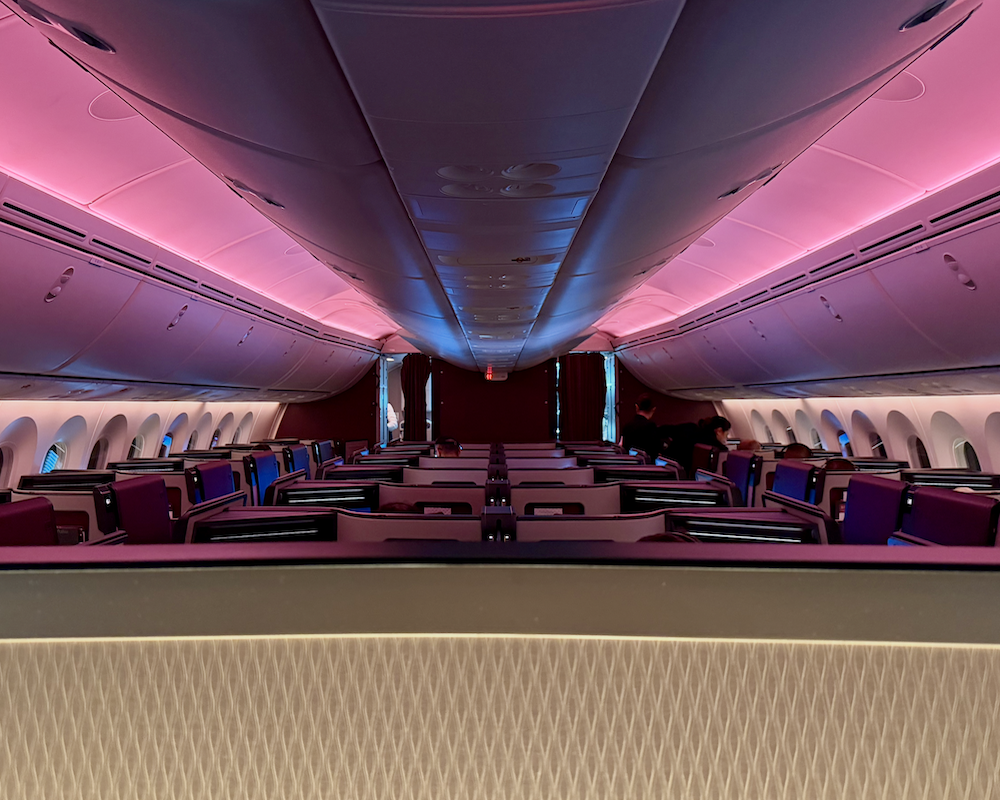 Qatar Airways 787-9 business class cabin.