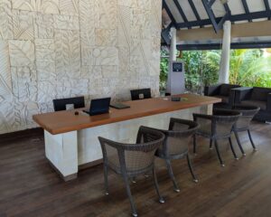 Reception area at Baros Maldives