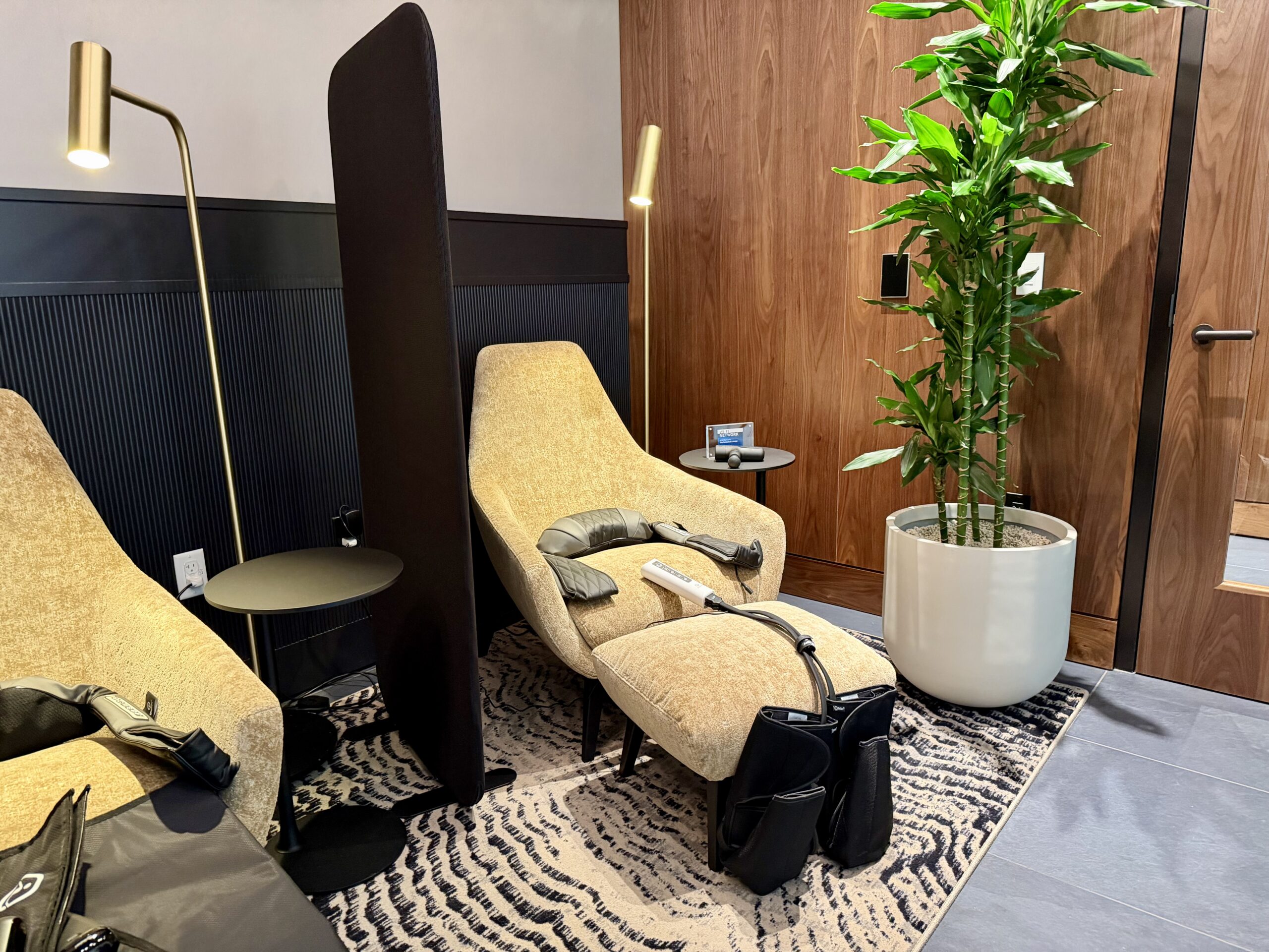 Amex Centurion Lounge SLC recovery room.