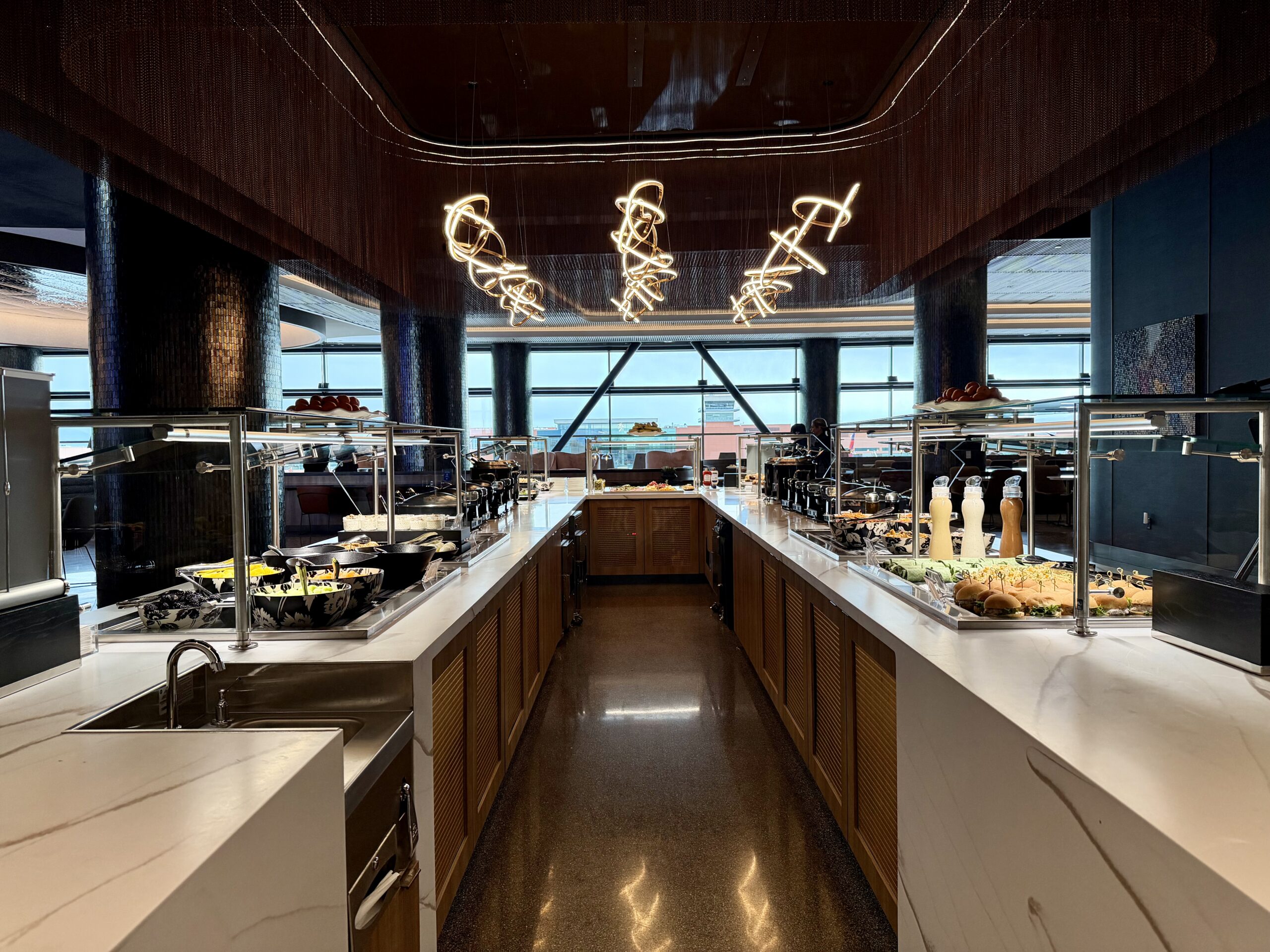 Delta Sky Club SLC Concourse B buffet.