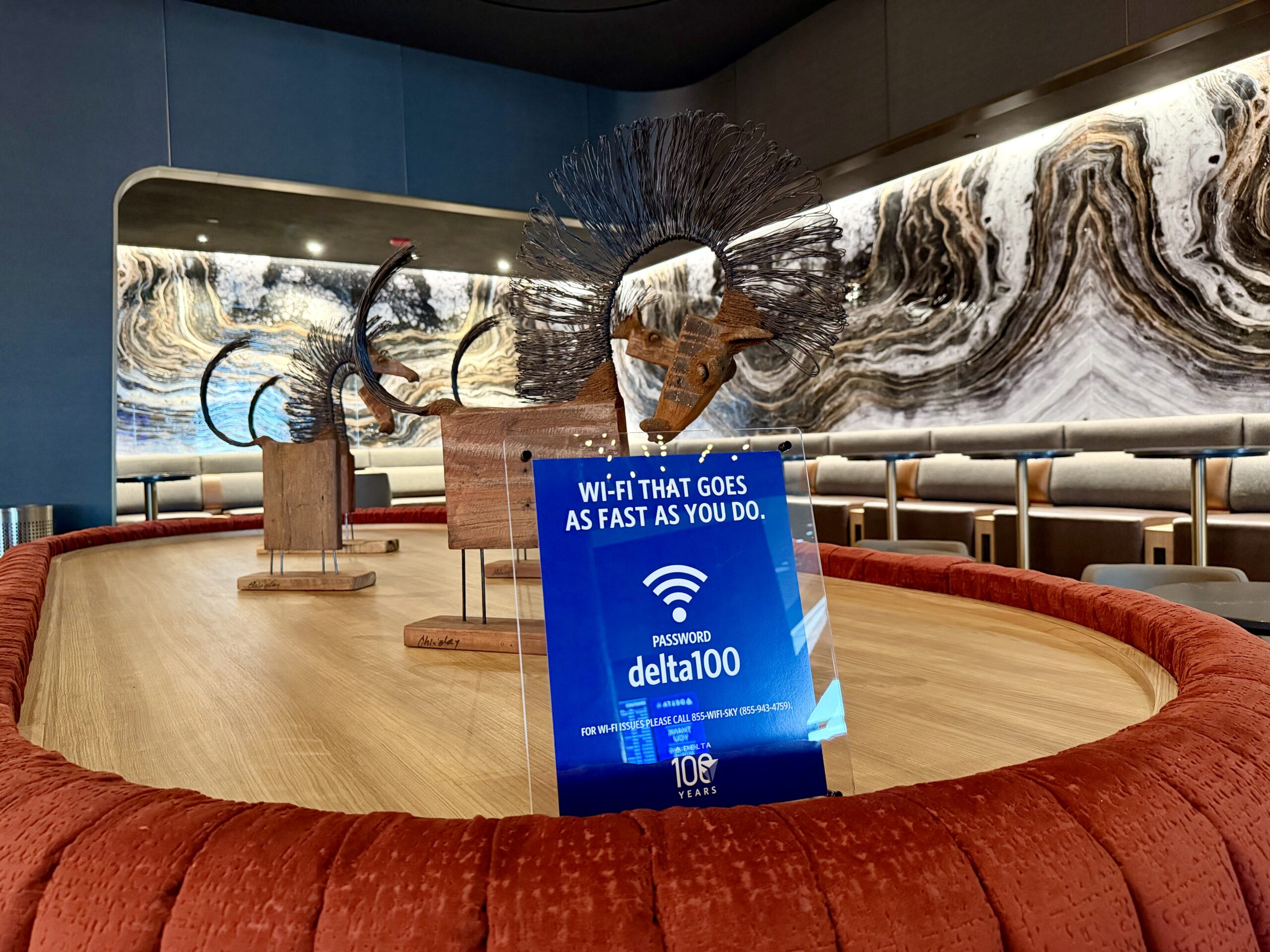 Delta Sky Club SLC Concourse B wi-fi signage.