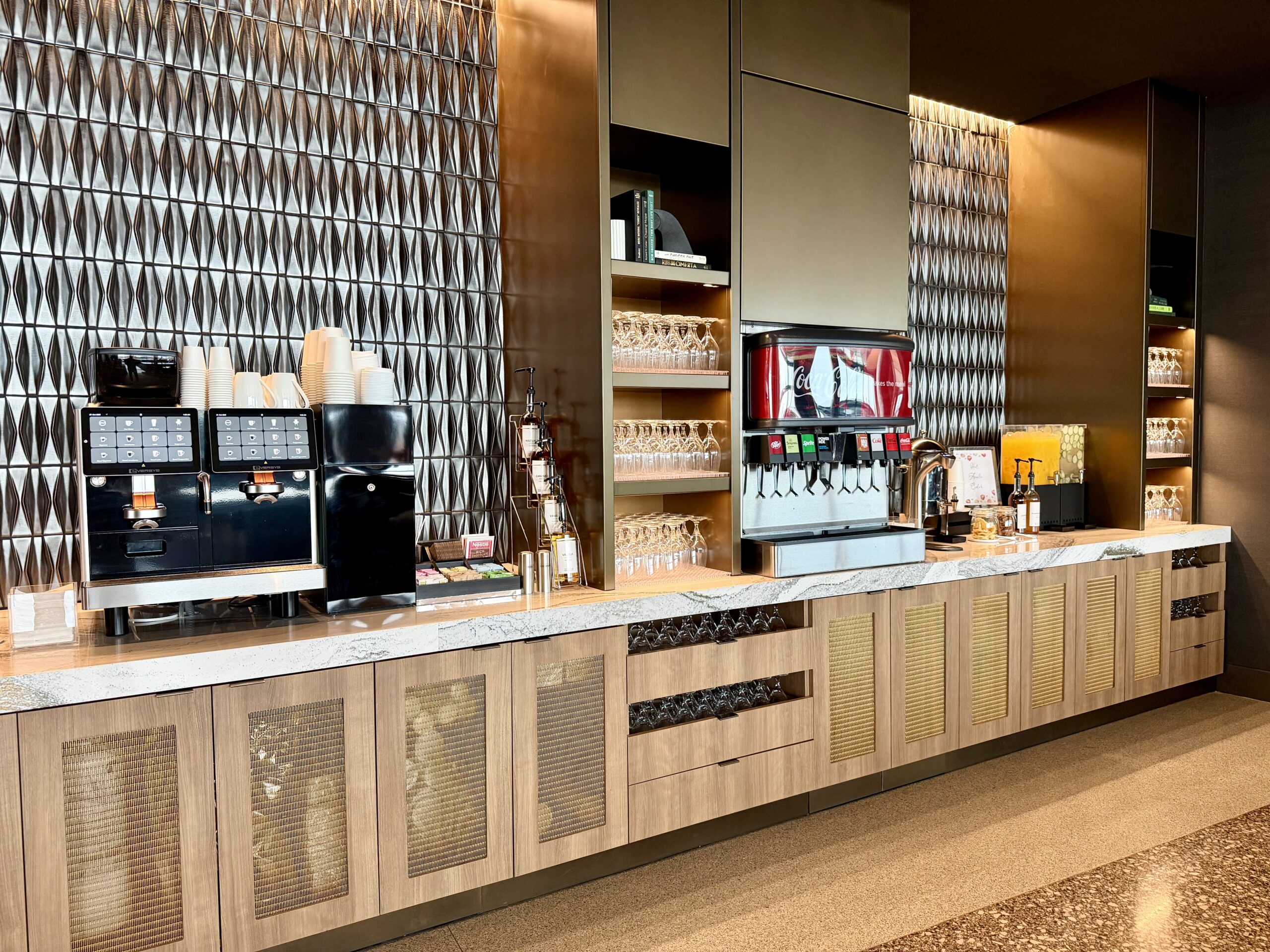 Delta Sky Club SLC Concourse B refreshments.