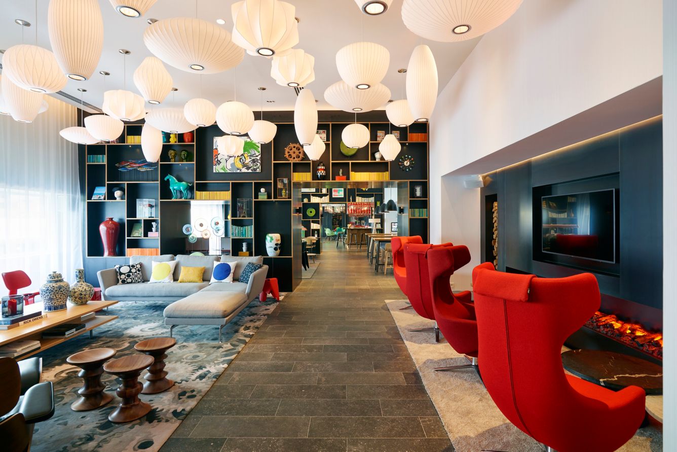 citizenM Paris Gare de Lyon lobby