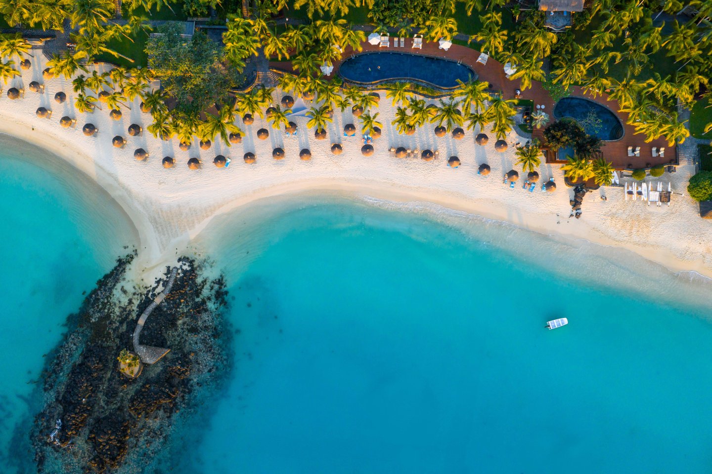 The Royal Palm Beachcomber Luxury resort