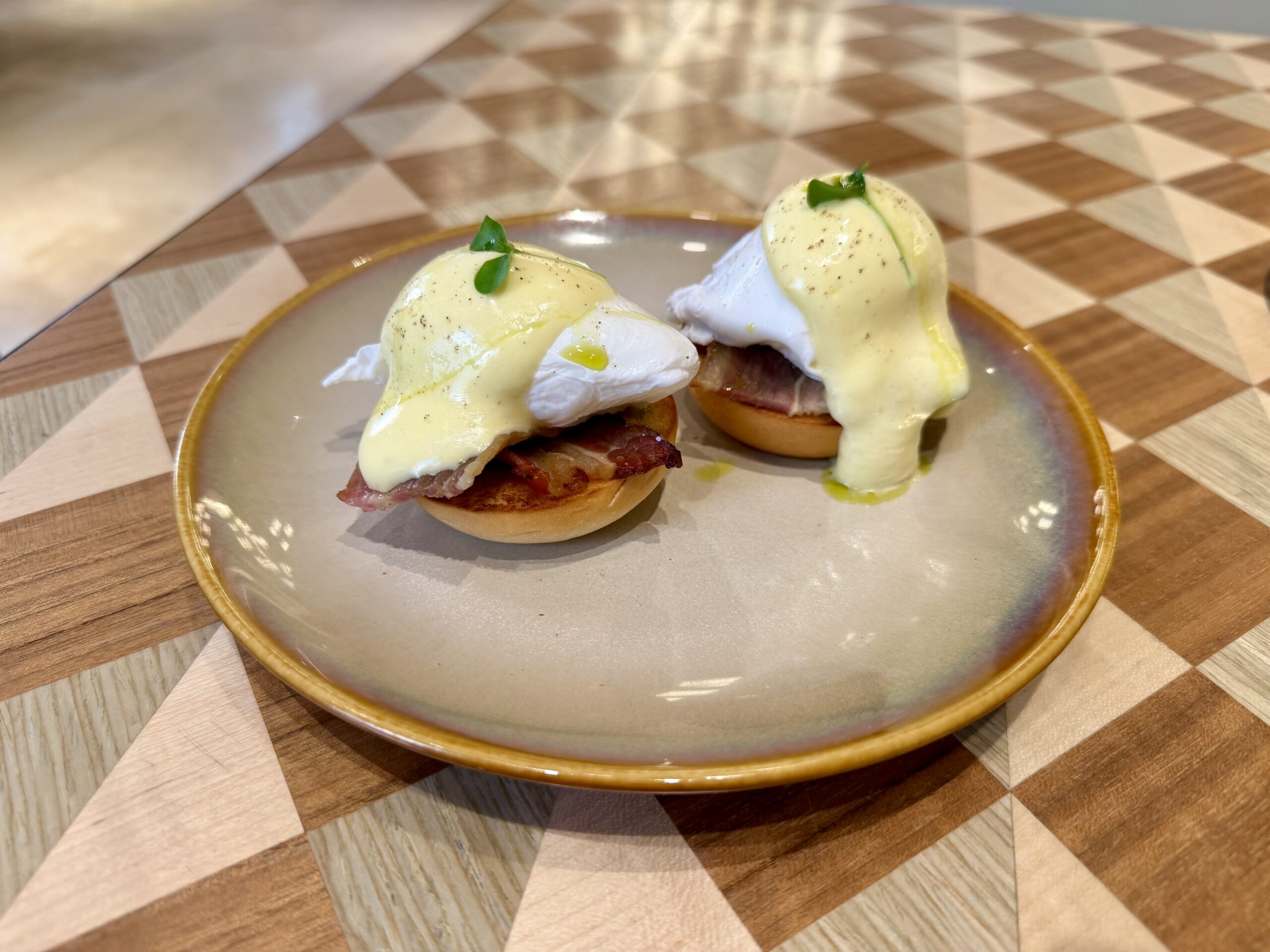 Eggs Benedict at the Bab Samhan Hotel