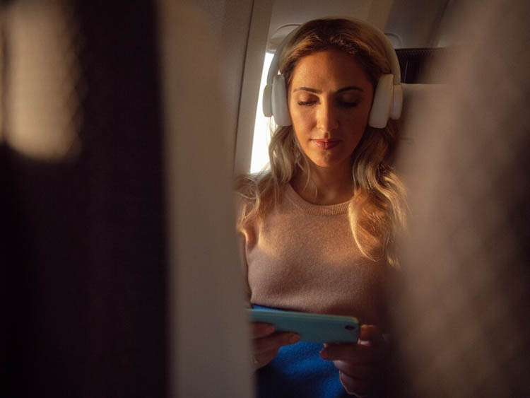 British Airways Customer Using WiFi in World Traveller