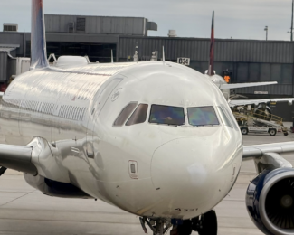 Got a Delta Platinum Amex Card? Enroll to Earn Double MQDs on Purchases for a Limited Time