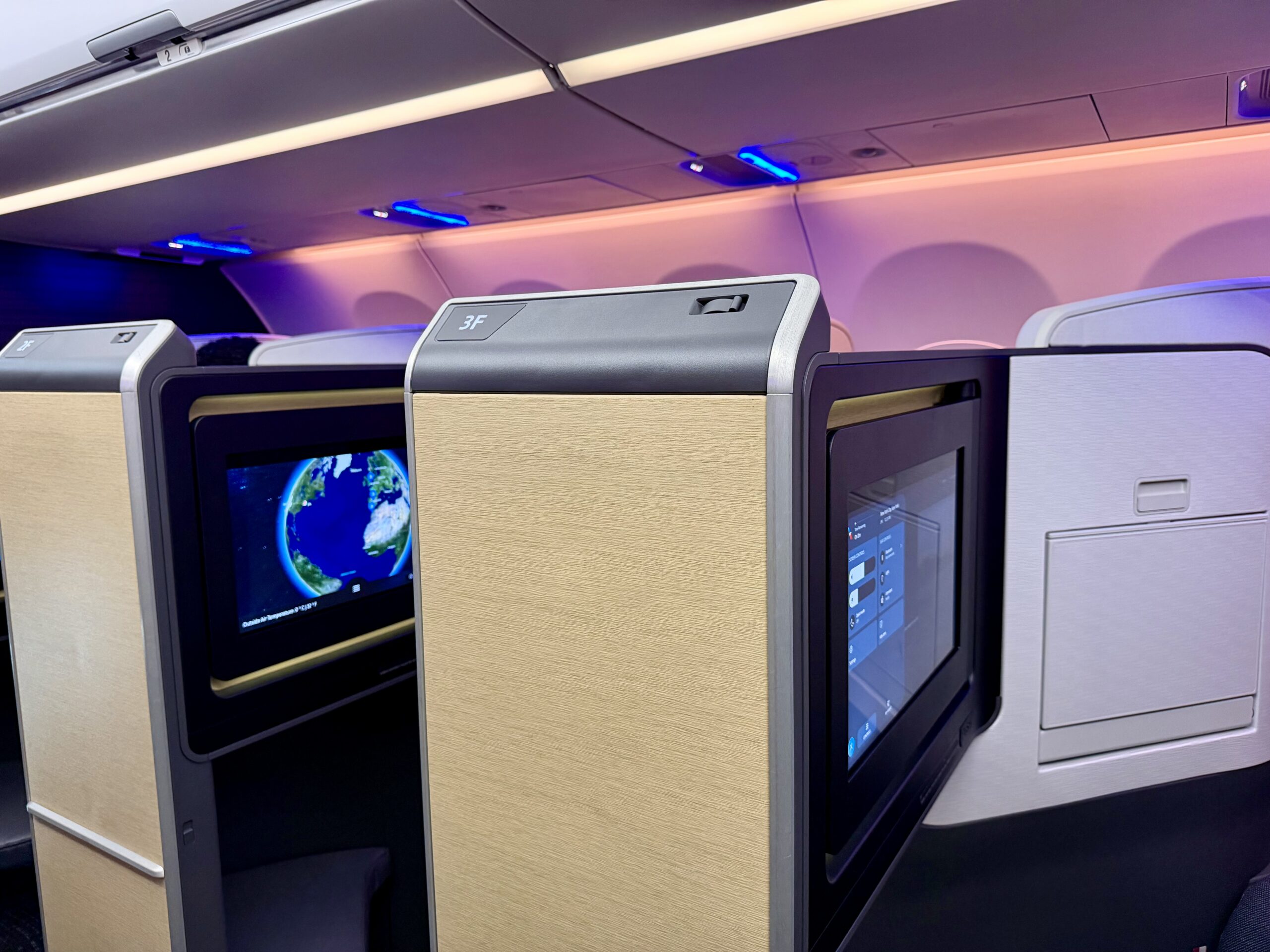 American Airlines A321XLR Flagship Suite screen