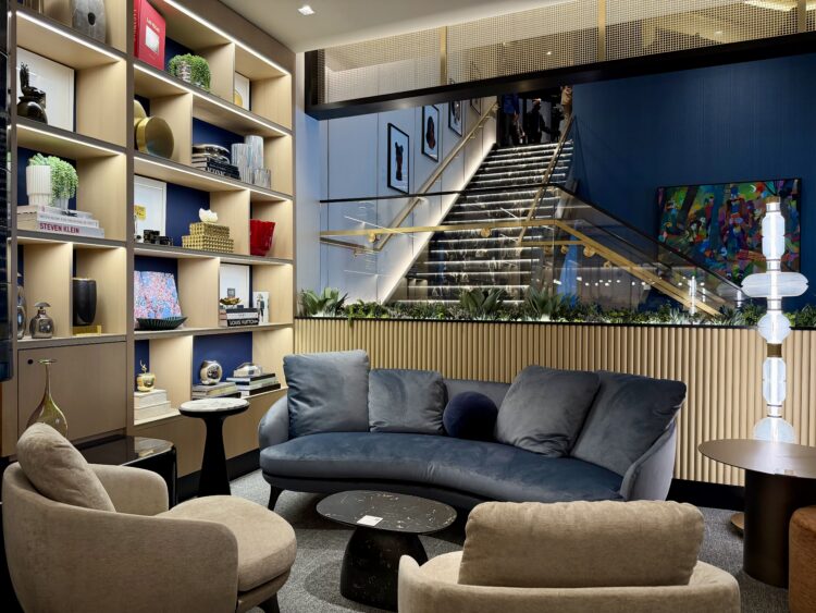 Sapphire Lounge Las Vegas stairwell