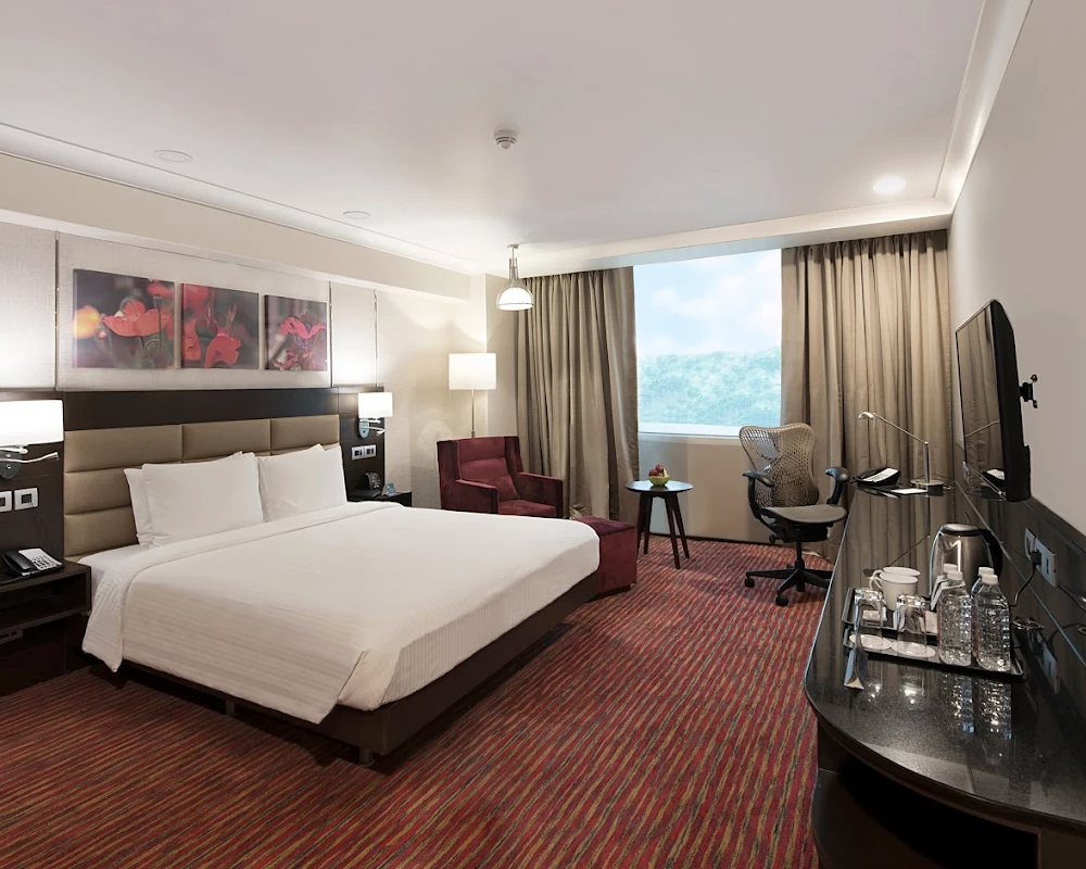 Bedroom at the Hilton Garden Inn New Delhi/Saket.