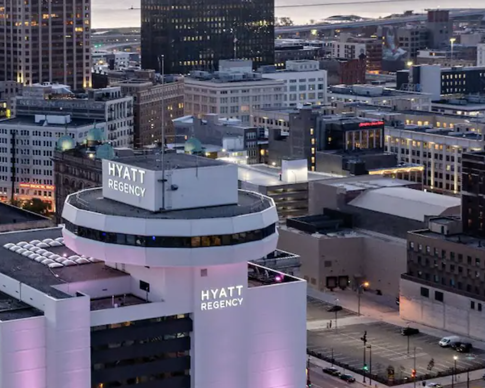 Aerial view of the Hyatt Regency Milwaukee.