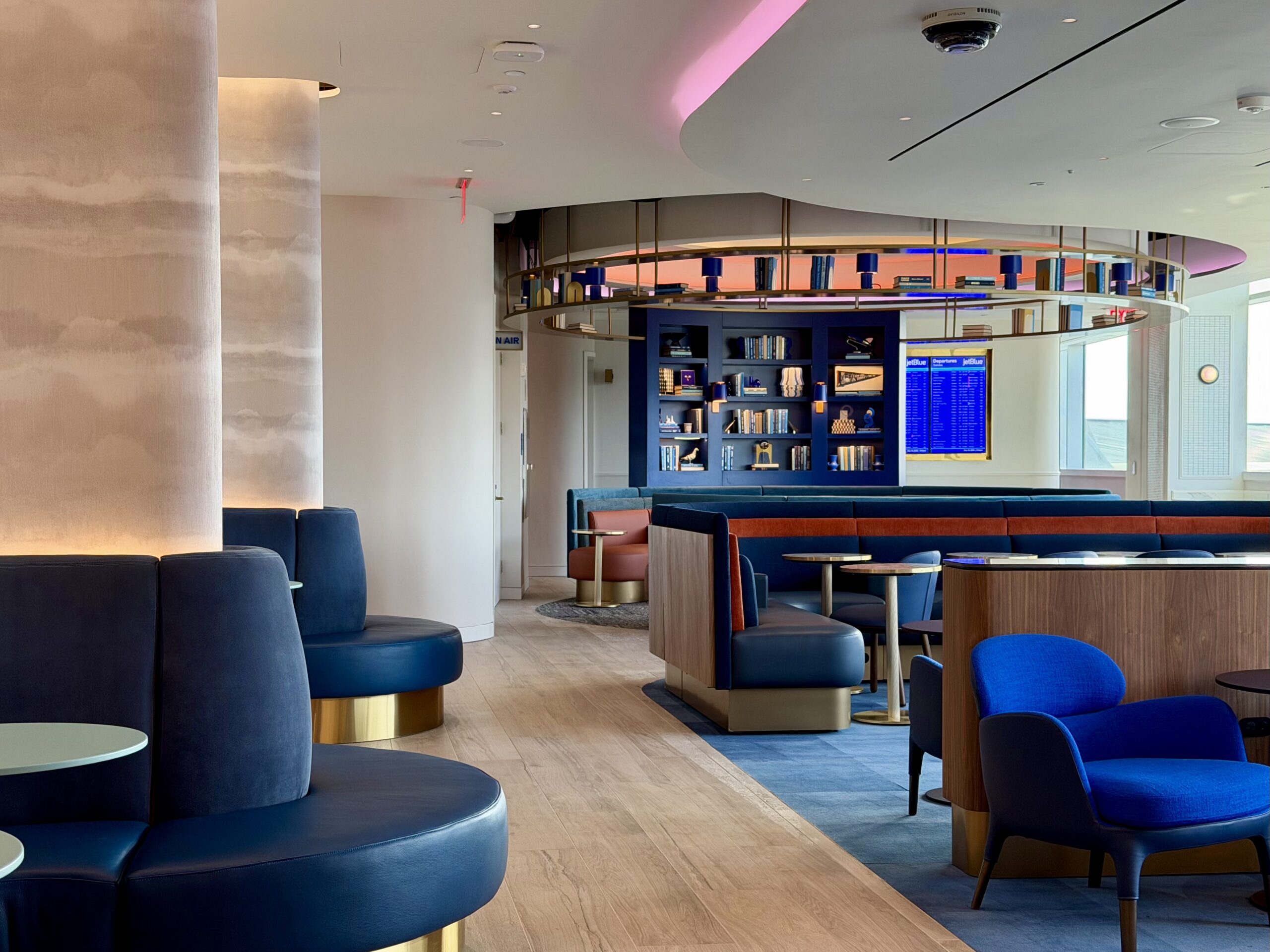 JFK BlueHouse lounge main upstairs