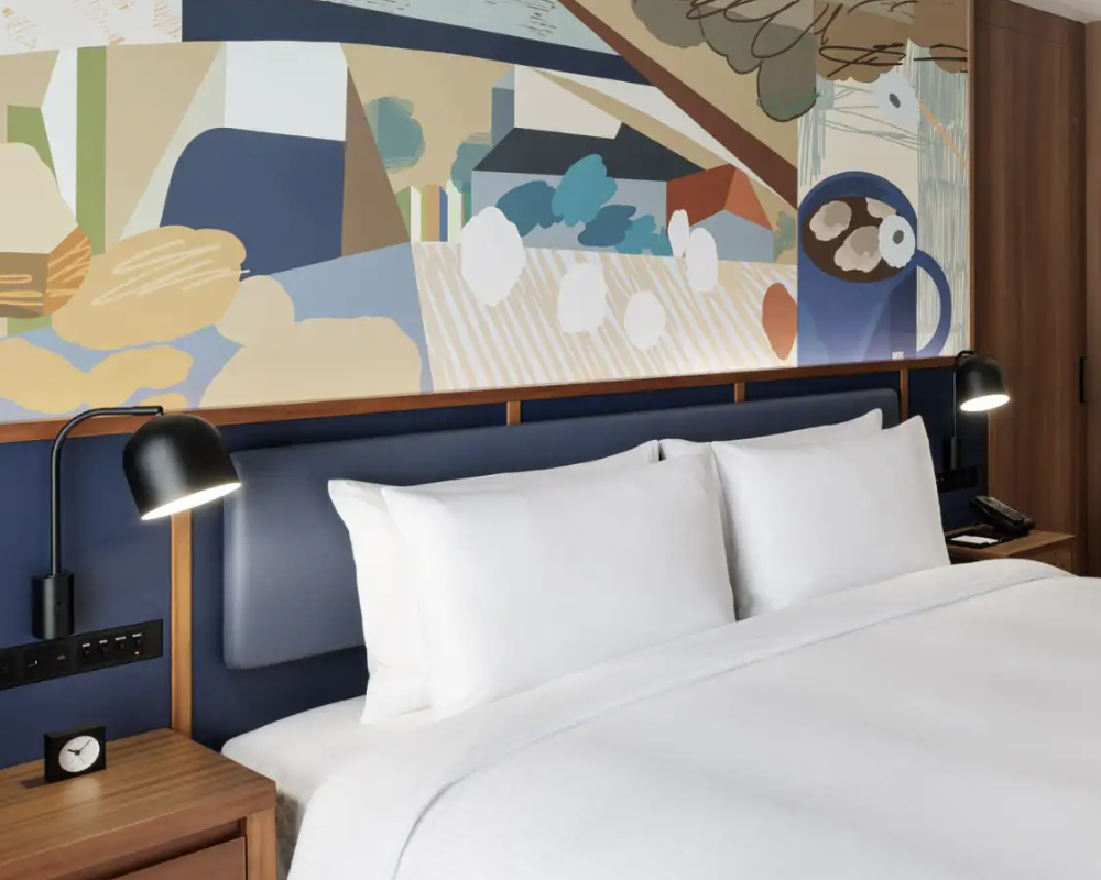 Caption by Hyatt Kabutocho Tokyo bedroom.