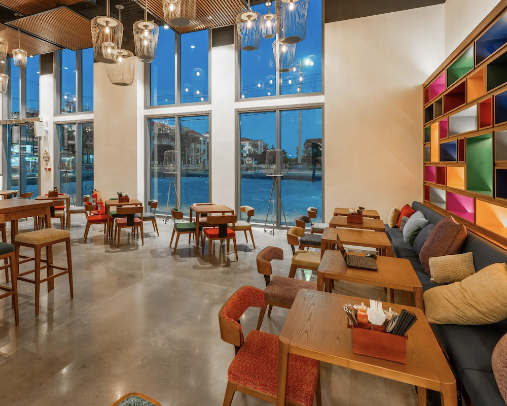 Wink Tuy Hoa Beach lobby.