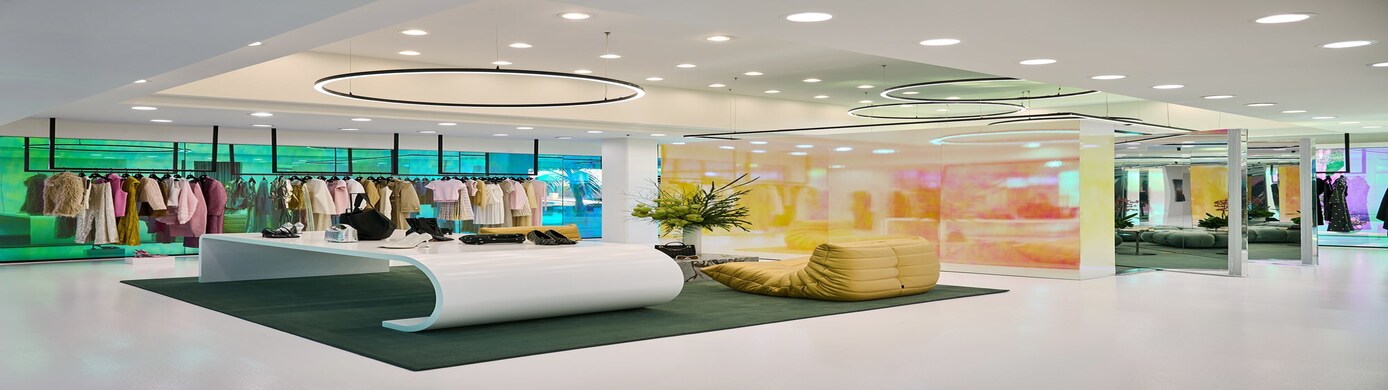 Judge Rules on Validity of Saks Fifth Avenue Gift Cards After Wednesday's Bankruptcy Filing