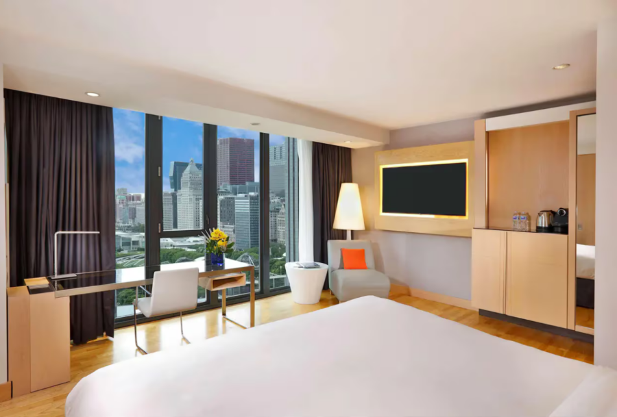 An overview of a hotel room with a city view at the Radisson Blu in Chicago