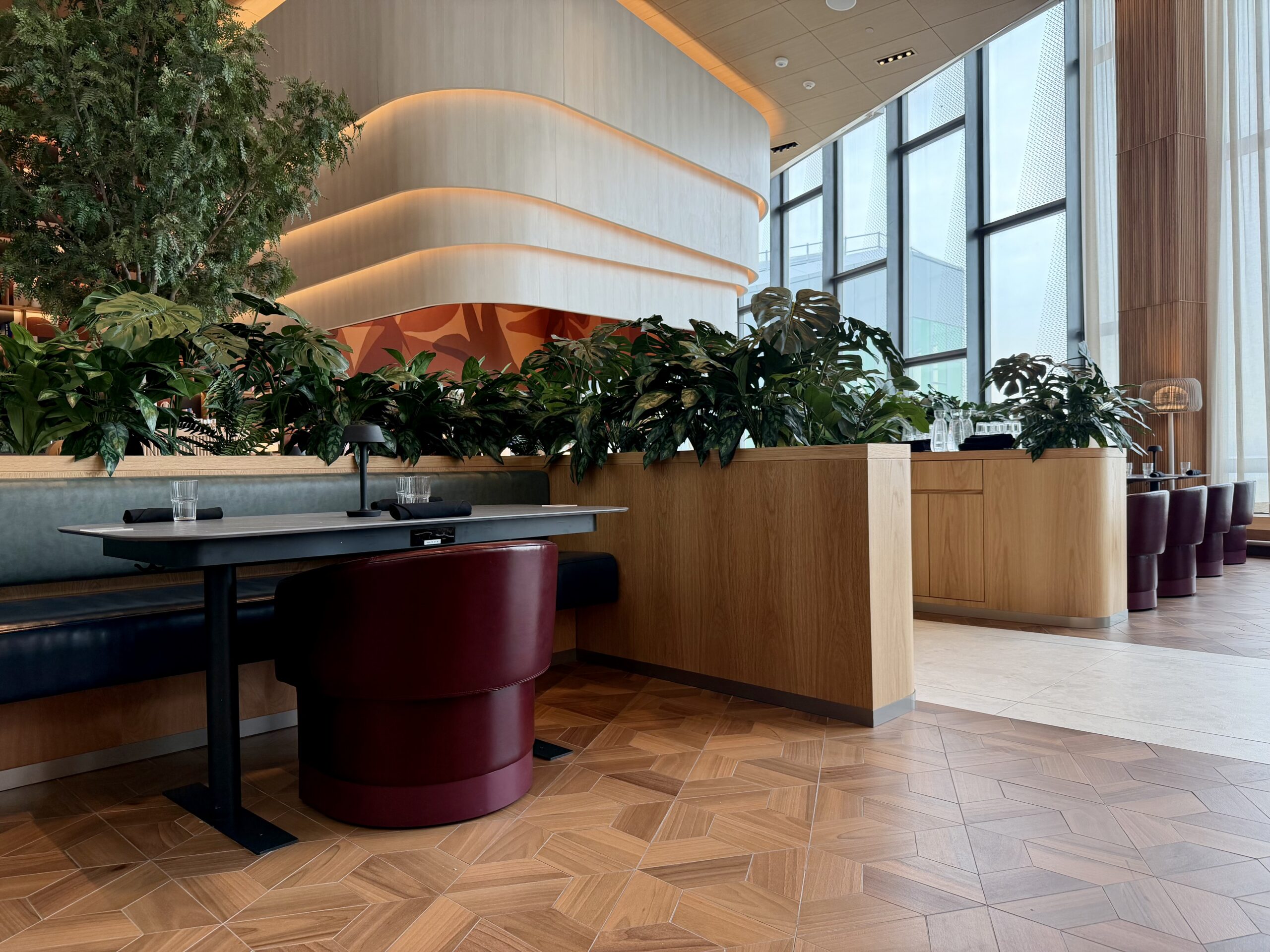 Foliage/bar at the Capital One Landing Lounge at LGA.