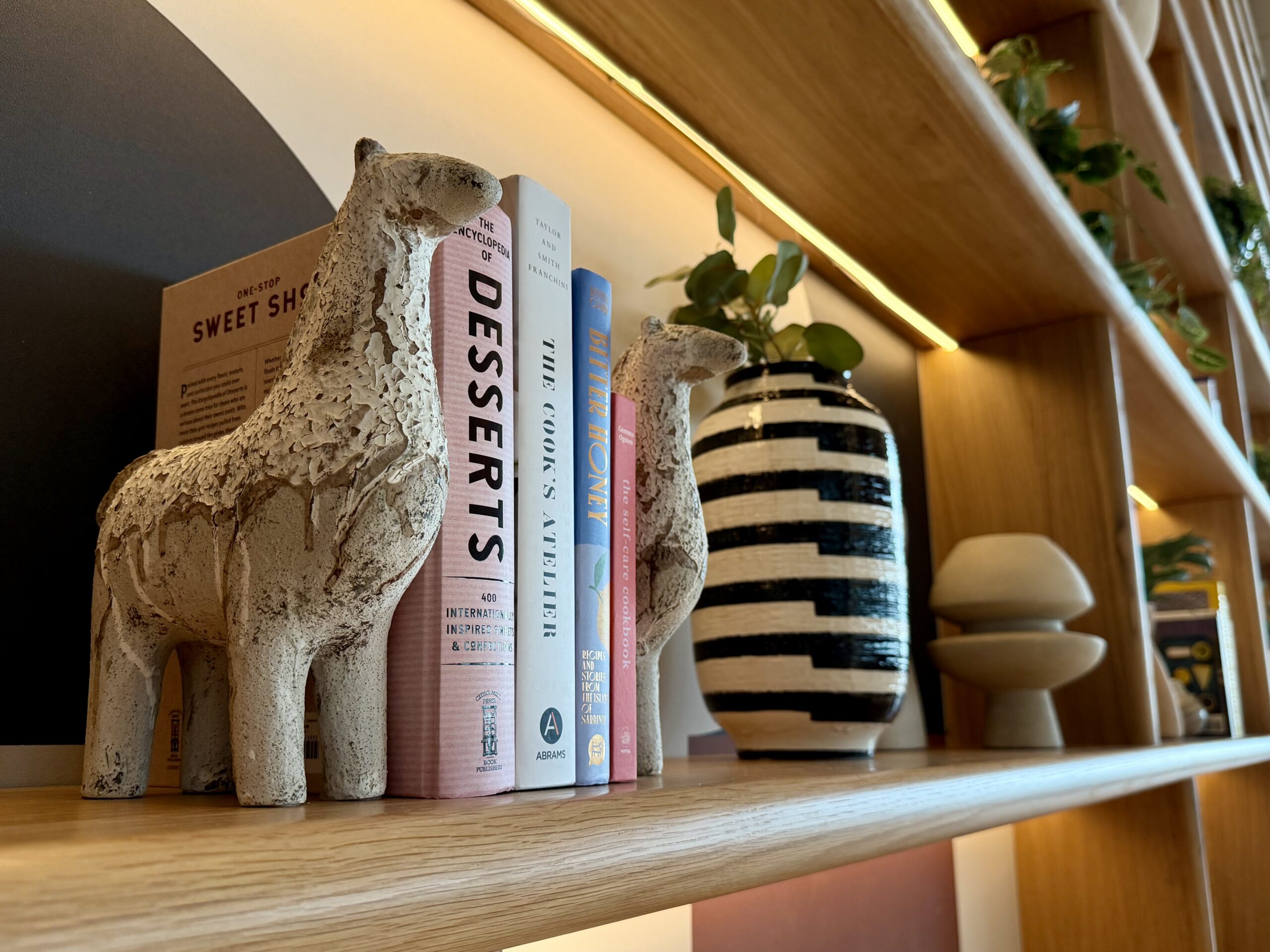 Decor at the Capital One Landing Lounge at LGA.