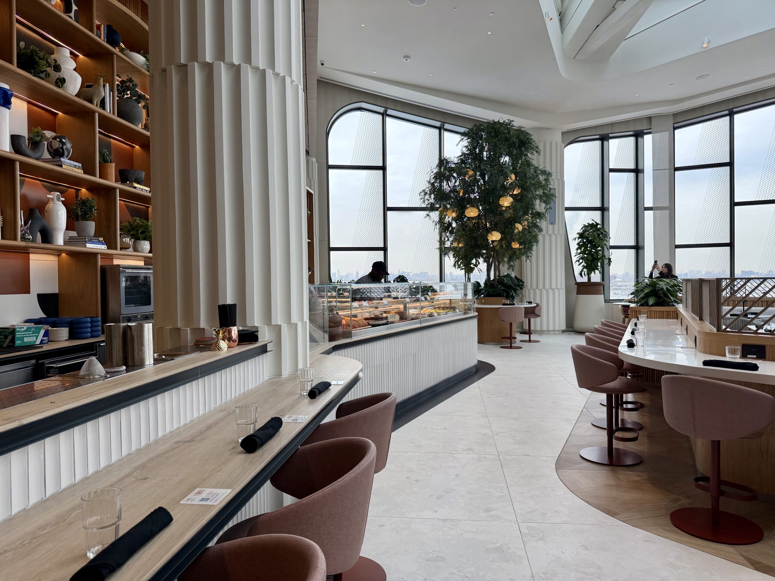 Dining room/bar at the Capital One Landing Lounge at LGA.