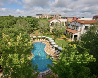 Marriott Bonvoy Bountiful Credit Card Review: Great Earnings, Limited Benefits