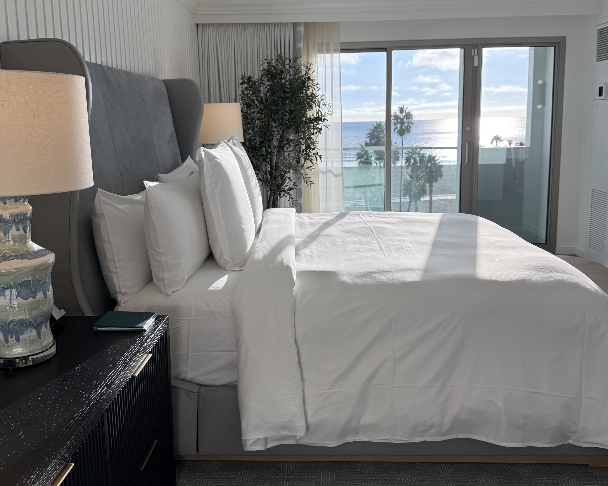 Room at the Regent Santa Monica Beach