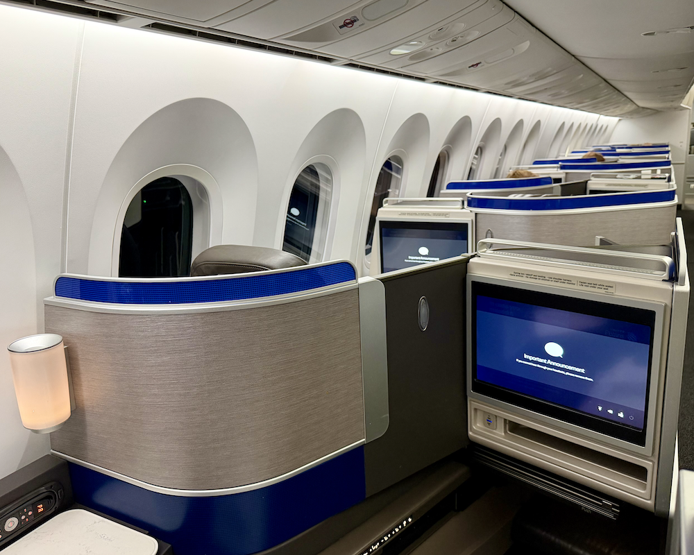 United Polaris business class