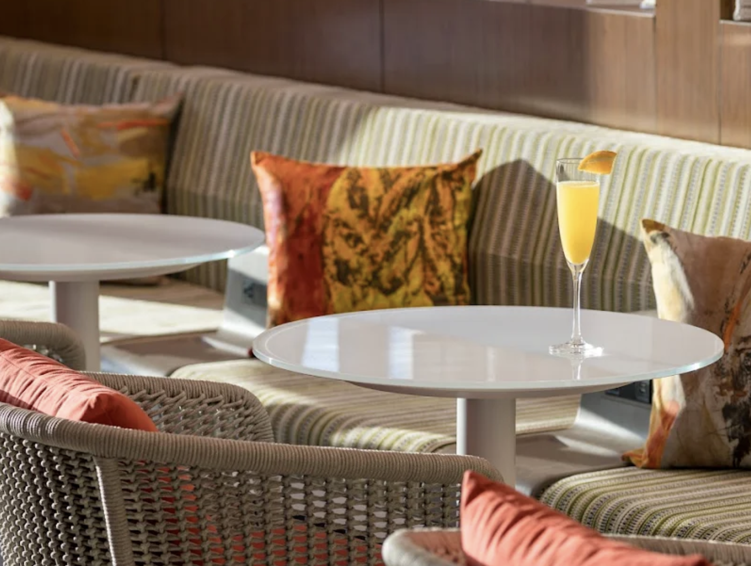 Escape Lounge at FLL.