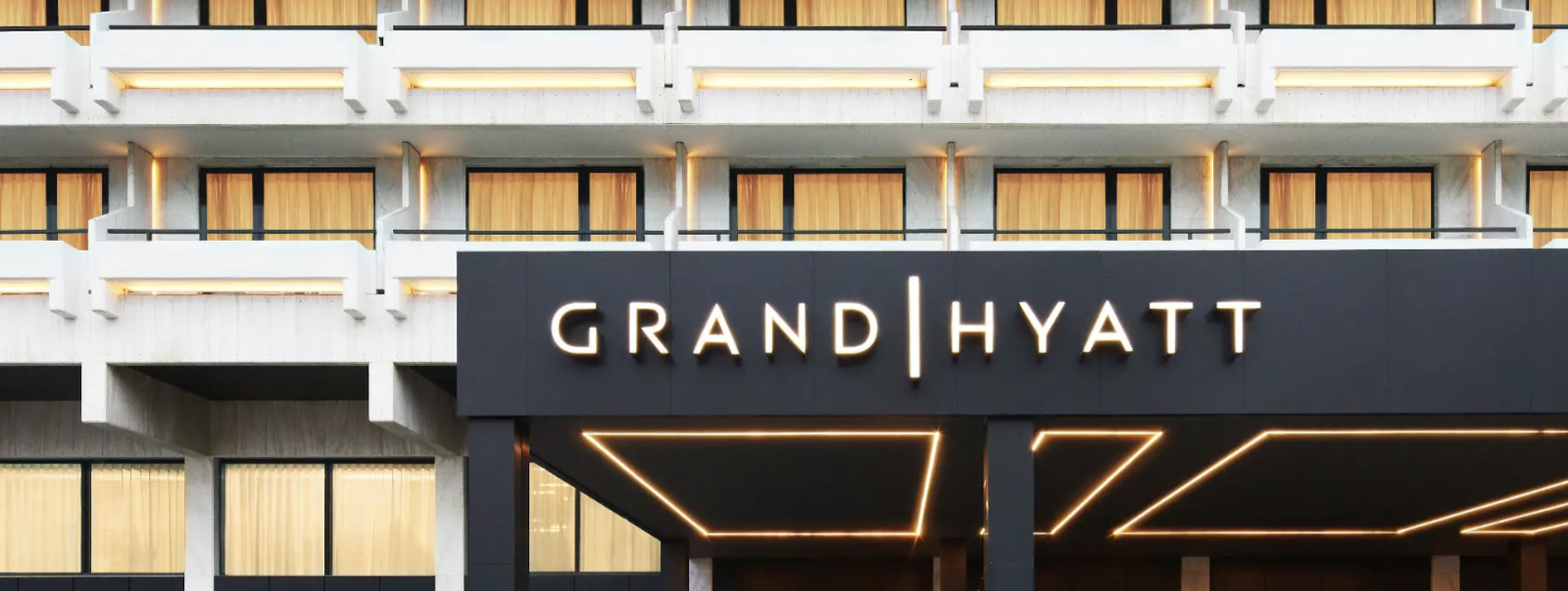 5 Easy Ways to Maximize the 100,000-Point Chase Sapphire Reserve® Welcome Offer