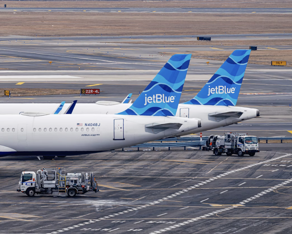 JetBlue Airbus A321 aircraft parked at John F. Kennedy International Airport