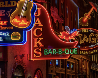 Got a Chase Sapphire Reserve? Snag Tickets to an Exclusive Dinner at the Opry With Ella Langley