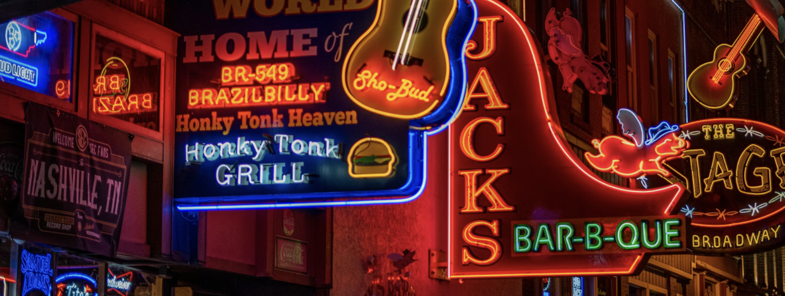 Got a Chase Sapphire Reserve? Snag Tickets to an Exclusive Dinner at the Opry With Ella Langley