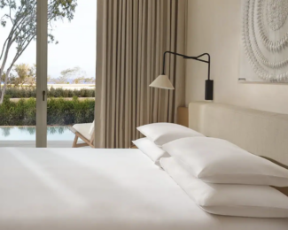 World of Hyatt Milestone Rewards: Earn Your Way to Bonus Points, Suite Upgrades, and More