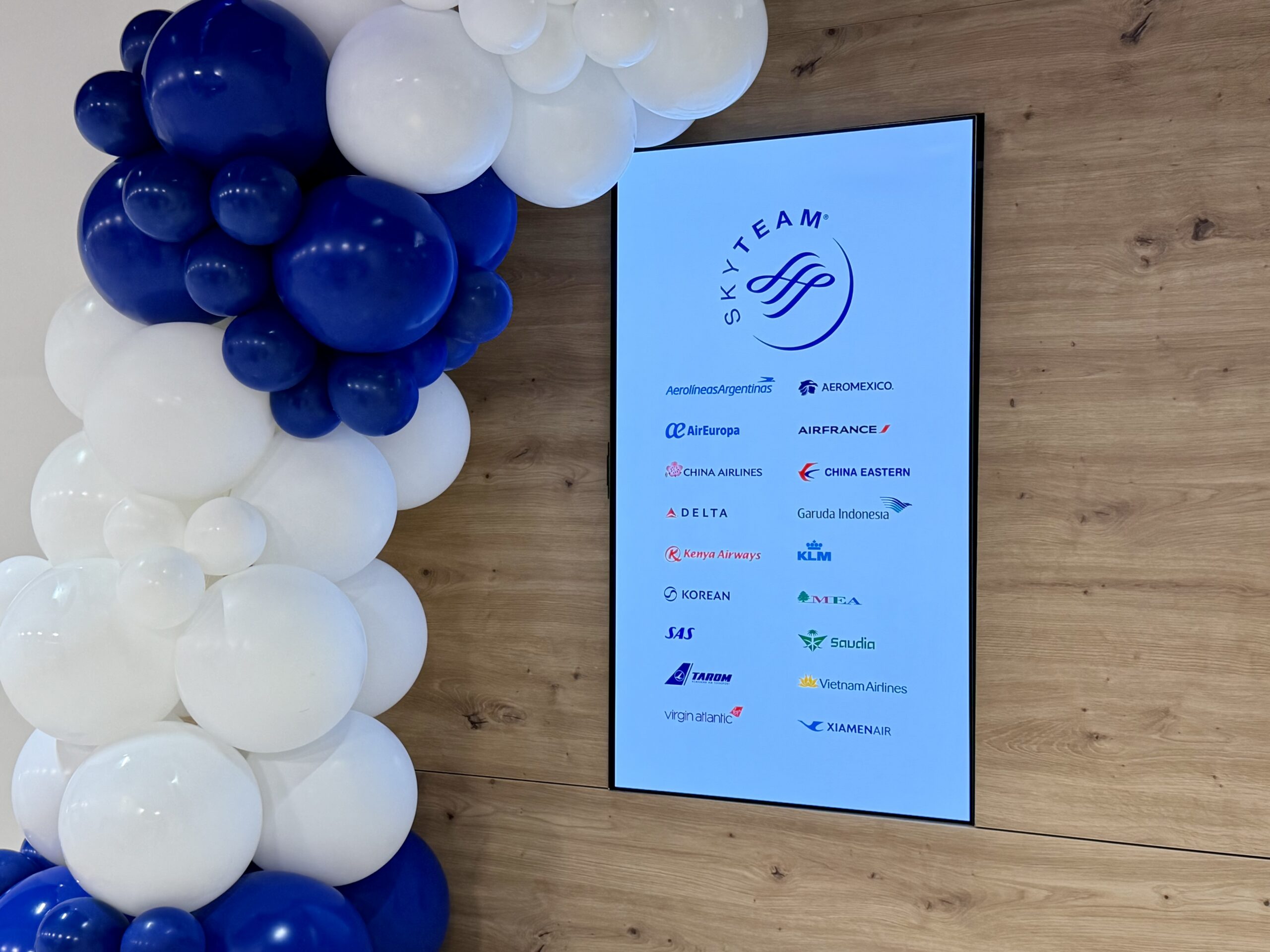 SkyTeam Lounge FRA entrance.