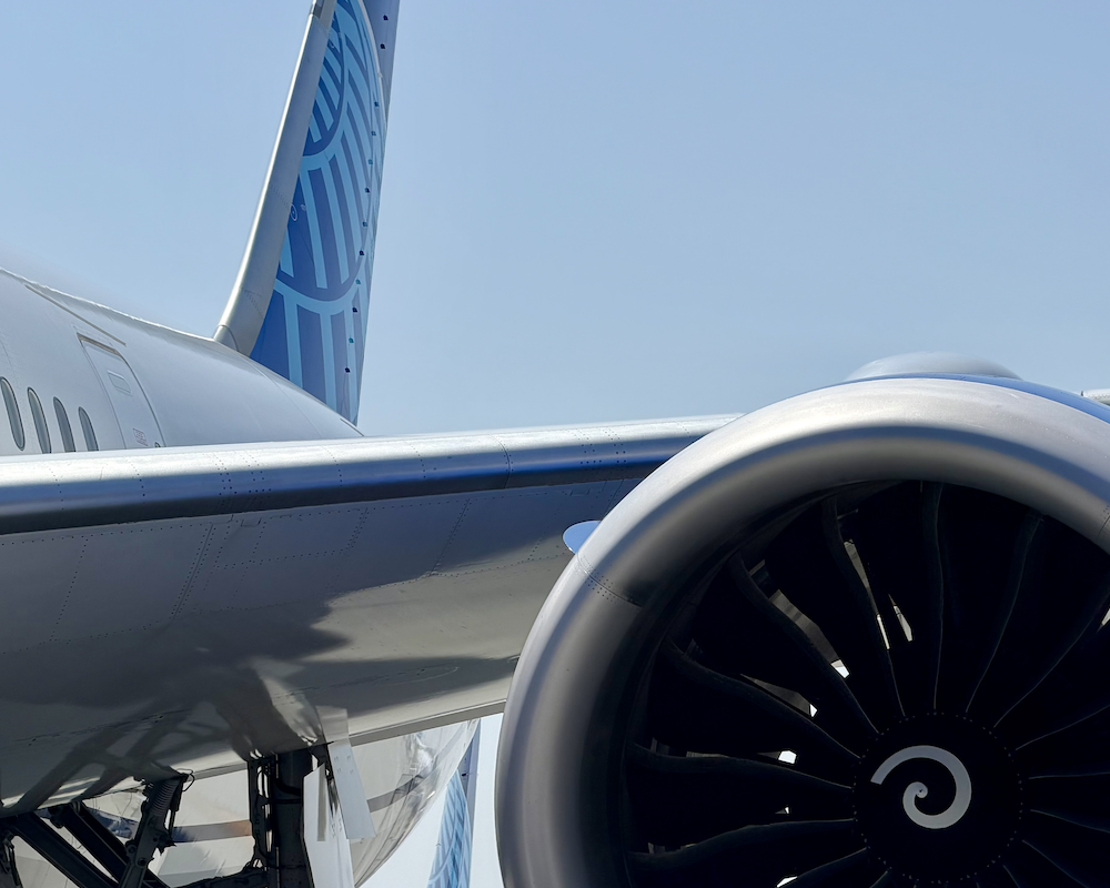 Close-up of a United Airlines 787 at LAX.