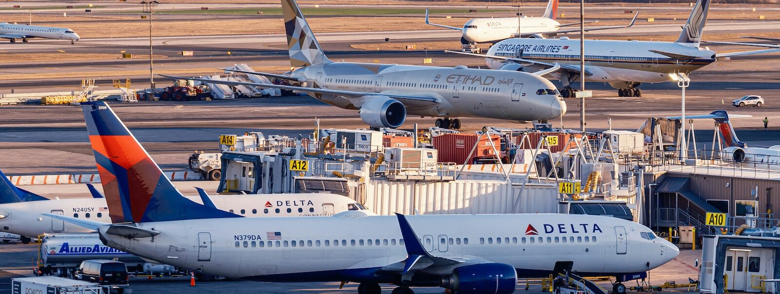 The Best Airline Credit Cards With Annual Fees Under $100