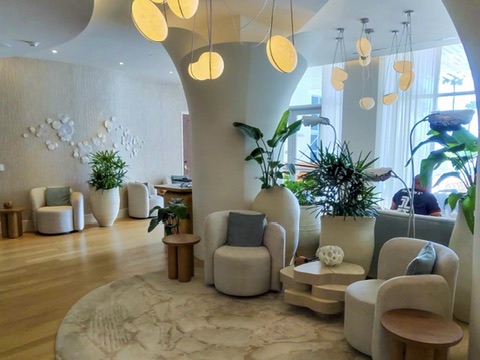 Andaz Miami Beach lobby area