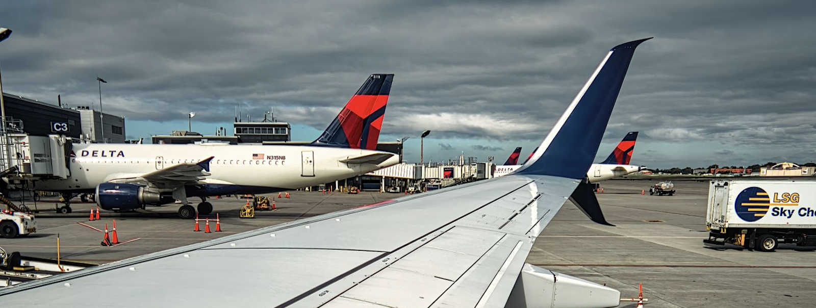 Delta Award Sale: Book Discounted Round-Trip Flights to the Caribbean, Europe, South America, and Beyond