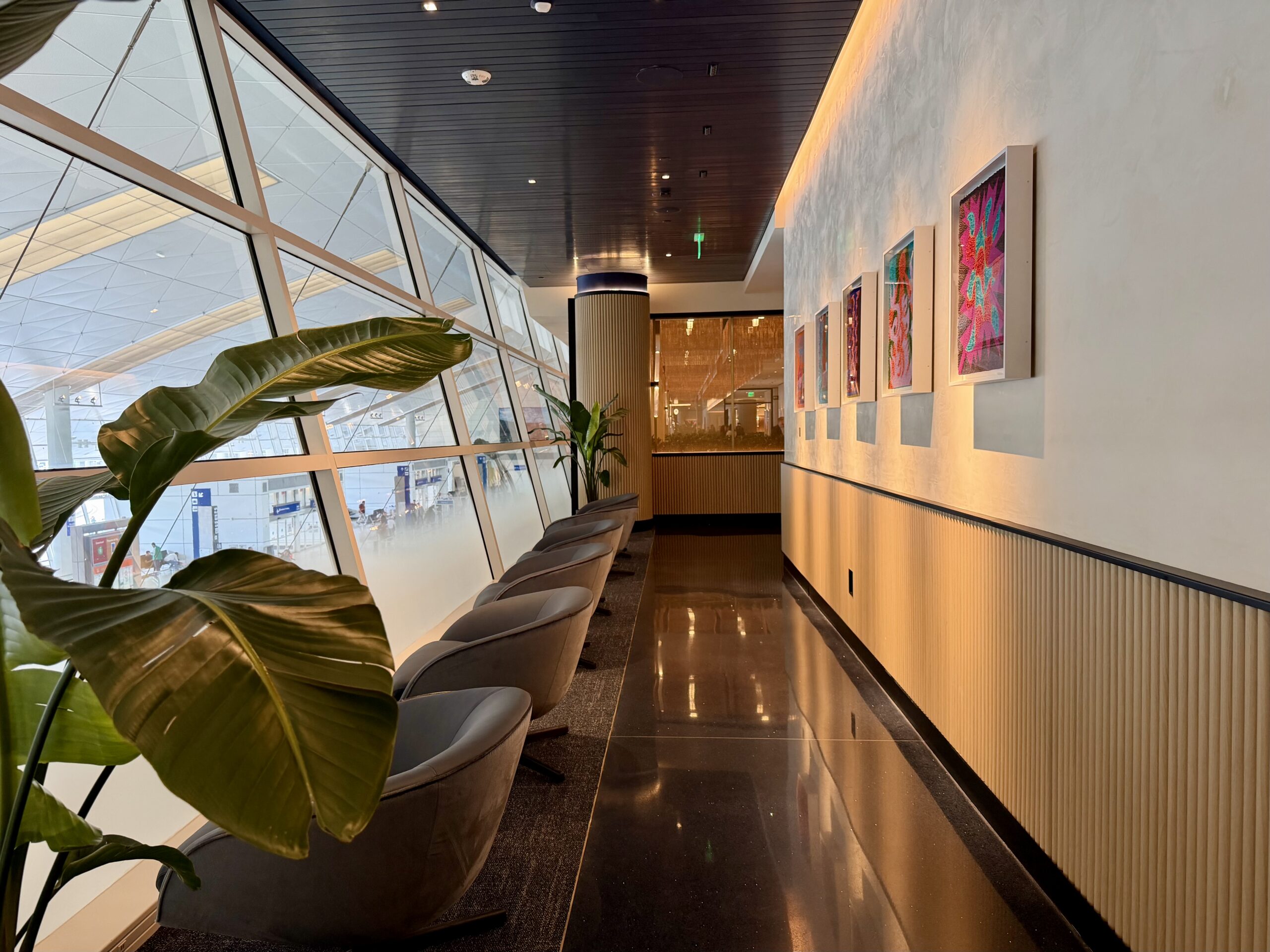 Hallway at the DFW Sapphire Lounge