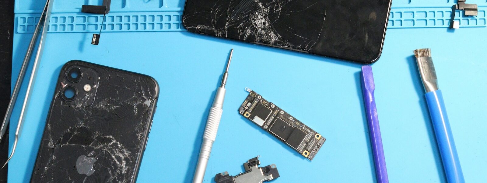 Free Cell-Phone Insurance: Which Credit Cards Cover Damage and Theft?