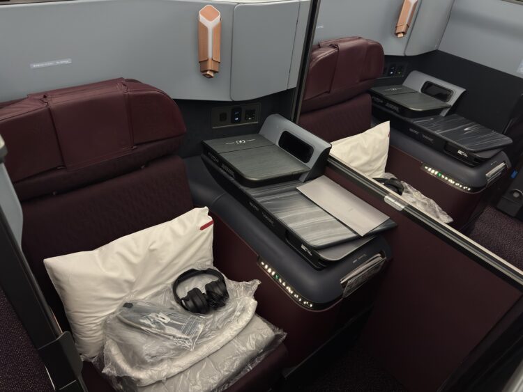 Two Japan Airlines Business Class seats on the A350-1000