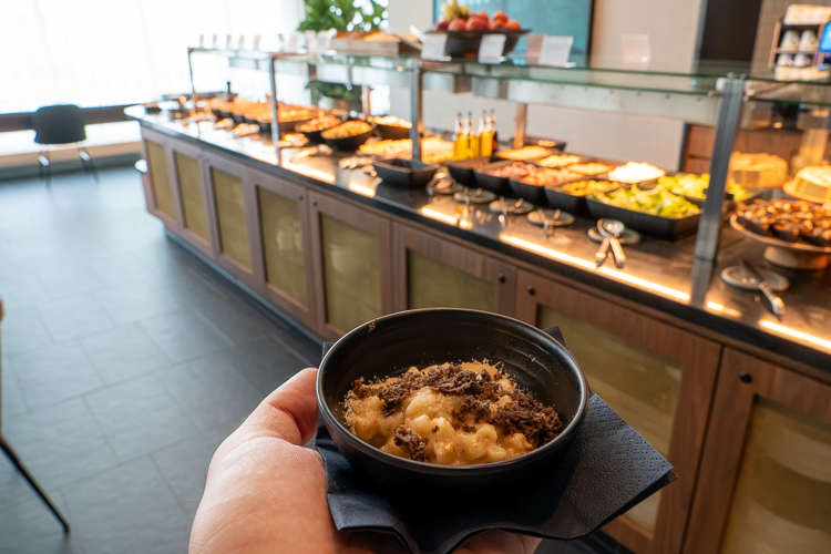 Amex Centurion Lounge Schiphol Buffet
