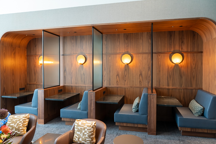 Amex Centurion Lounge Schiphol Workstations